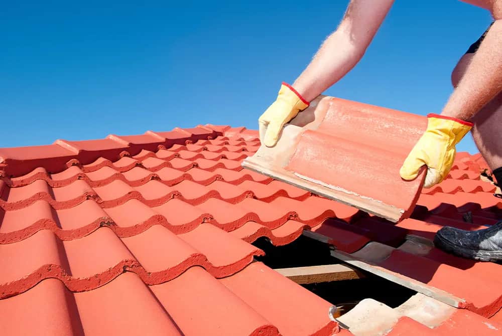 Ile sztuk dachówki na m2? Sprawdź, by uniknąć strat materiału