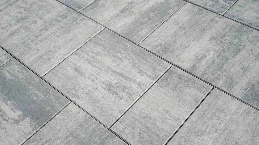 Gdzie kupić kostkę brukową? Sprawdź najlepsze oferty i ceny