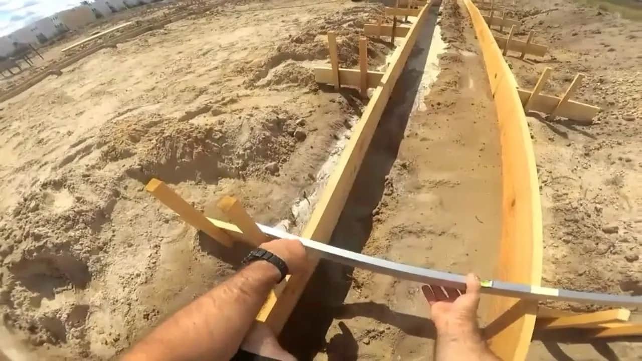 Jak zaszalować fundamenty - uniknij najczęstszych błędów i kosztów