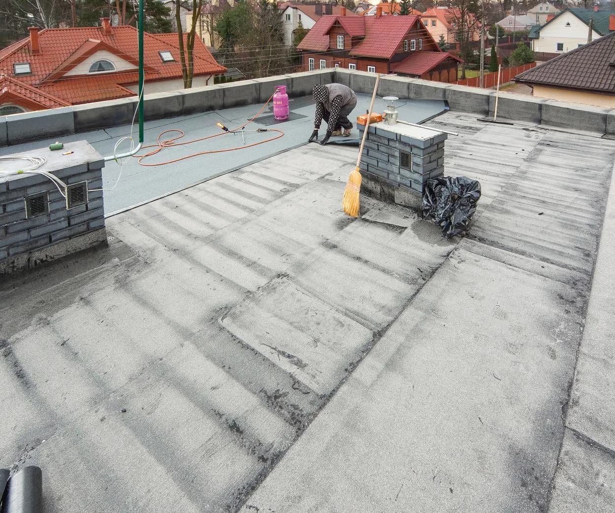 Jak uzyskać pozwolenie na płaski dach - uniknij kosztownych błędów