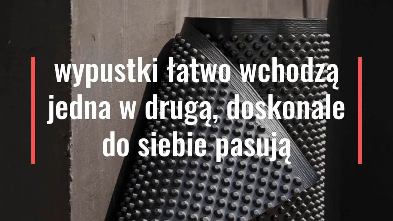 Jak położyć folię na fundament, aby uniknąć problemów z wilgocią