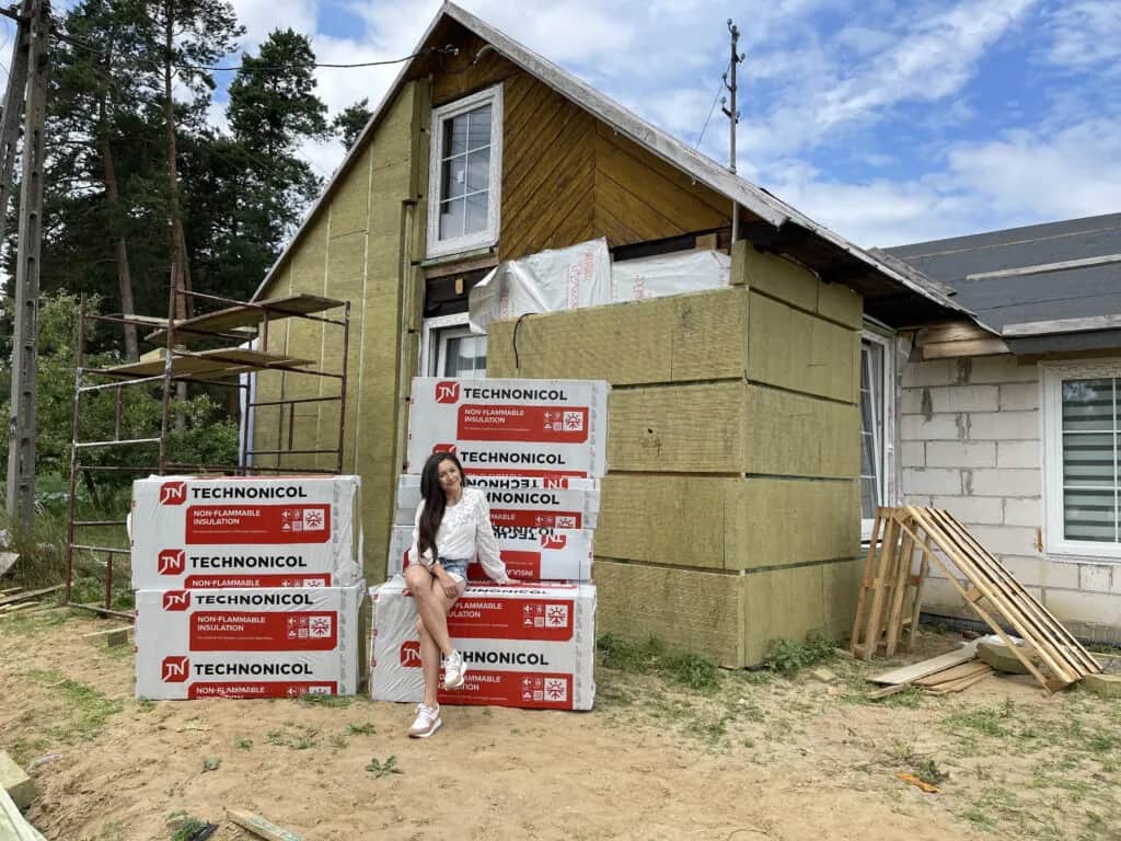 Czy można ocieplić dom drewniany styropianem bez ryzyka wilgoci?