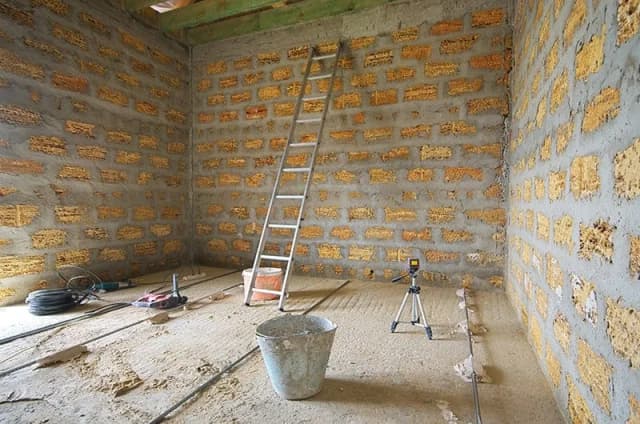 Jakie pozwolenia są potrzebne do remontu drewnianego domu?