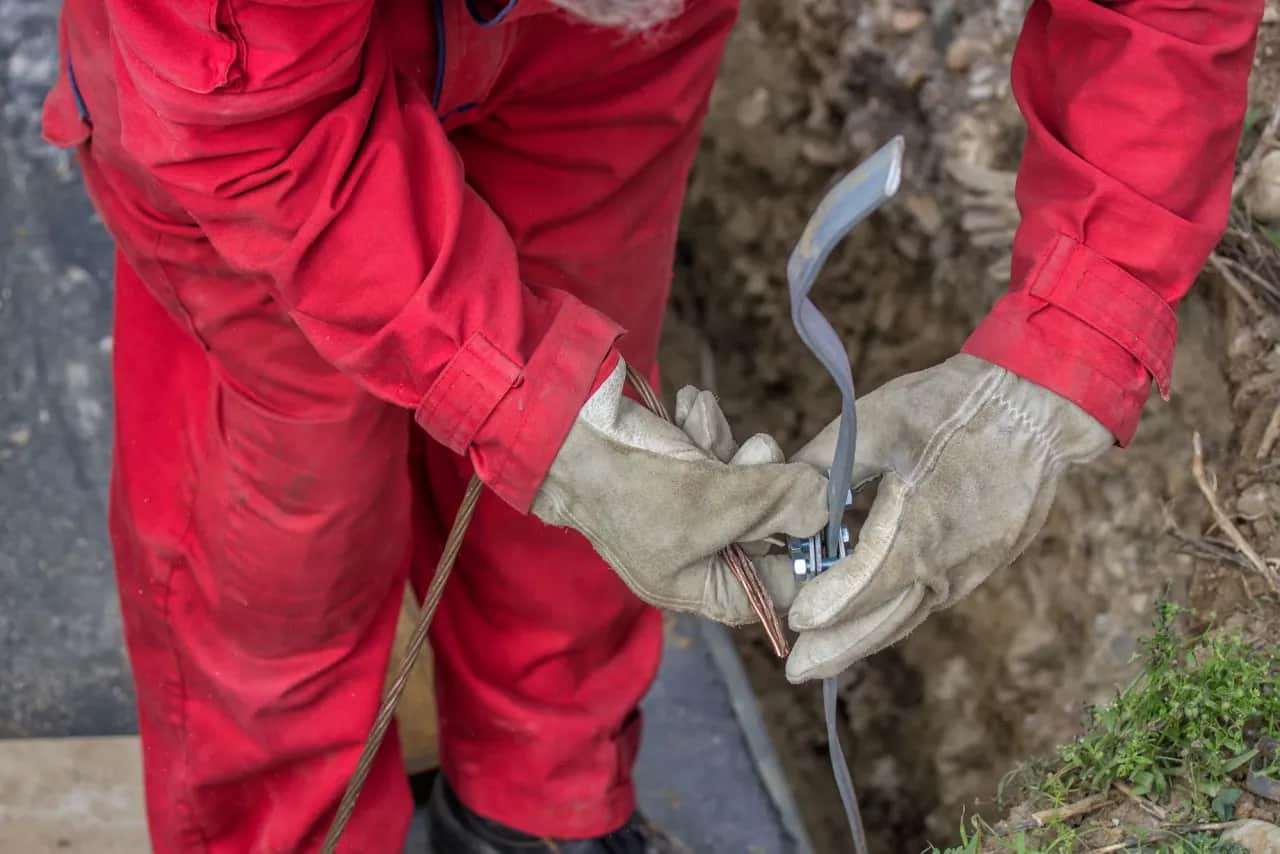 Po co bednarka w fundamencie? Klucz do bezpieczeństwa elektrycznego